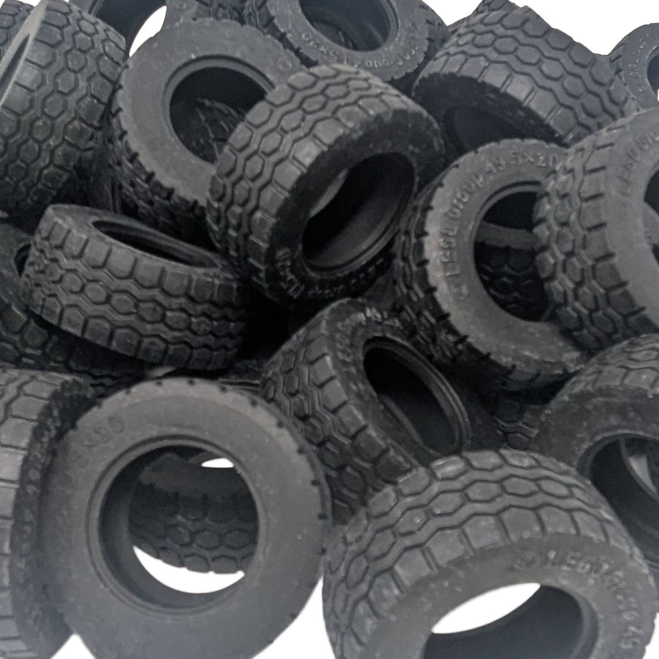 Rubber Tires for Gen2 Plastic Kits 49.5x20mm (PAIR)