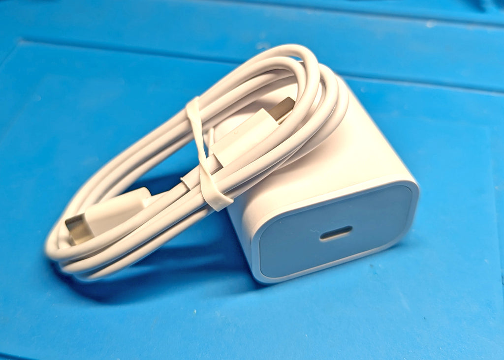 Cargador Usb-c Apple Power Adapter 20W Original para iPhone