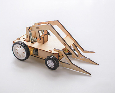 Playable Battle Robot Kit - Mustang - Wooden