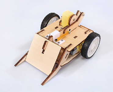 Playable Battle Robot Kit - White Rhino - Wooden